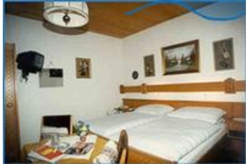 Avstrija Privát Bad Hall, Eksterier